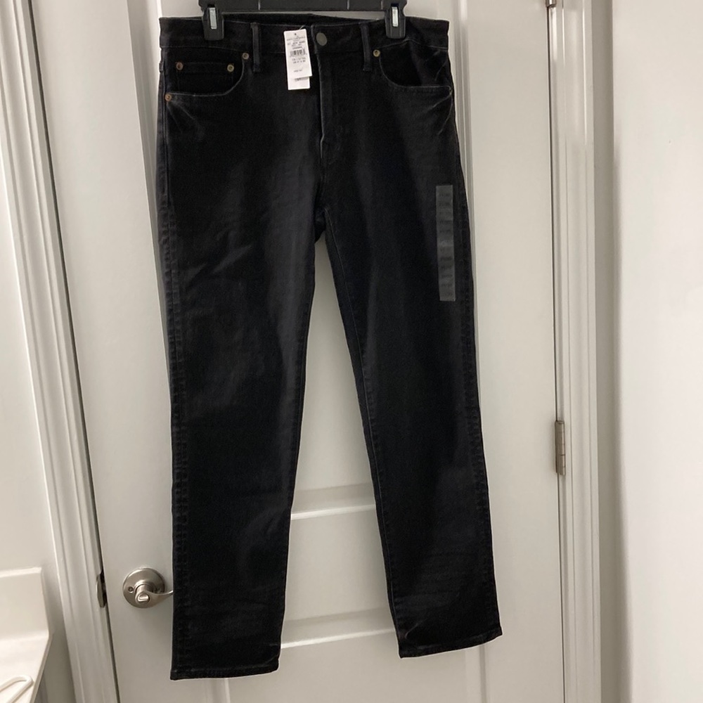 New American Eagle Outfitters mens black jeans.